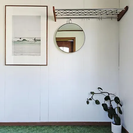 2 And A Barn בית כפרי