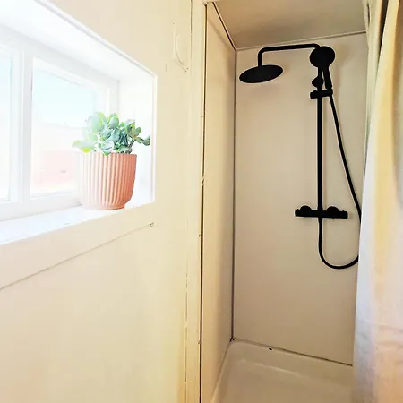 בית כפרי 2 And A Barn *