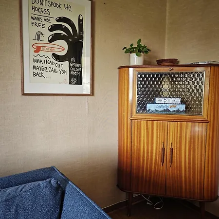 2 And A Barn * ليكنيز